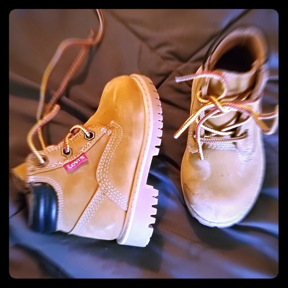 Fashion hiking boot